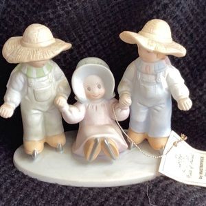 Circle of Friends figurines